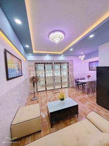Bán nhà ngay chợ Đầm-DT32m2-2tầng-2PN-vạn thạnh-Nha Trang - chỉ 2 ty 4