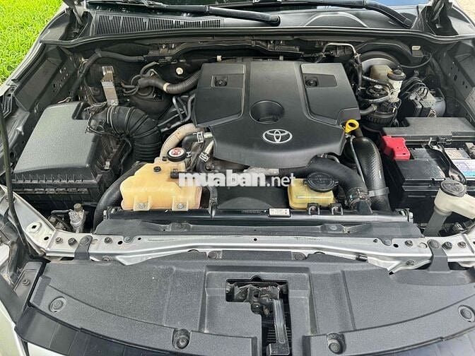 Toyota Fortuner 2019 2.4G 4x2 MT - 76000 km