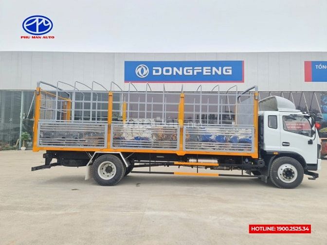 Xe tải thùng Dongfeng nhập khẩu nguyên chiếc