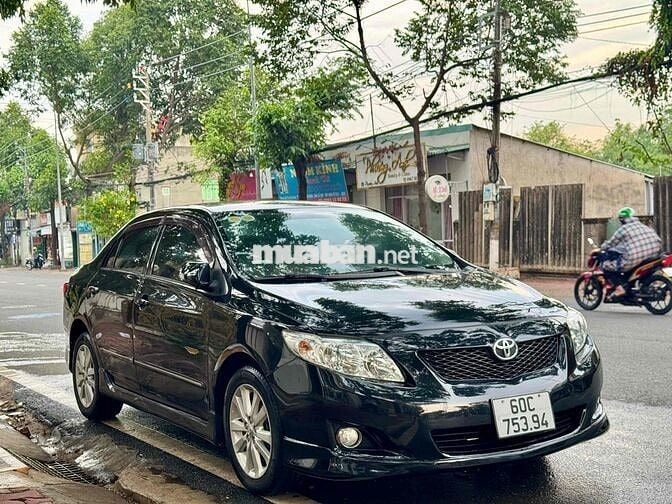 Toyota Corolla Altis 2009 2.0V - 93000 km