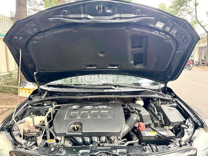 Toyota Corolla Altis 2009 2.0V - 93000 km