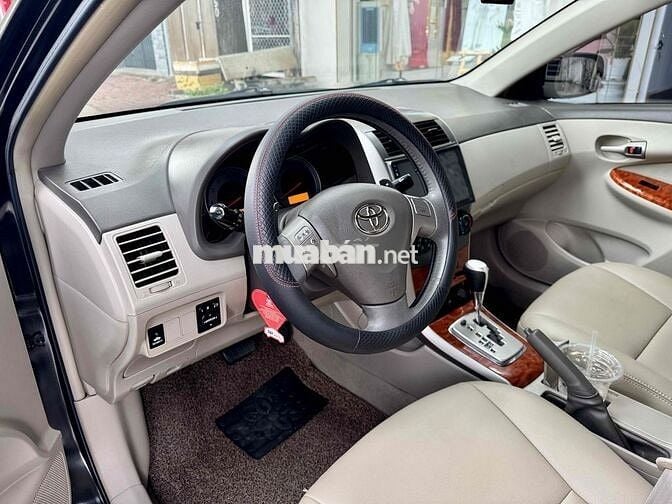 Toyota Corolla Altis 2009 2.0V - 93000 km