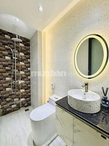 Bán Nhà Lê Đại Hành Quận 11 – Sẵn HĐ thuê 15tr/tháng – Dòng tiền ổn 