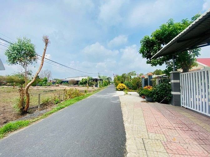 CHÍNH CHỦ! 188,8m2 MT 9,8m Đ.NGUYỄN KIM CƯƠNG, TÂN THẠNH ĐÔNG 880TRIỆU
