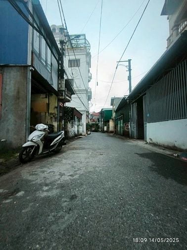 bán nhà cấp 4 , có nhà ở hoặc cho thuê 