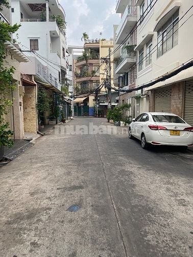 Bán nhà hxh Phan Đình Phùng Phú Nhuận 70m2 (4.5x15m) nở hậu 3 tầng 5PN