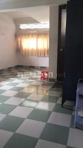 NHÀ CHO THUÊ CÁCH NGUYỄN HUÊ 1km