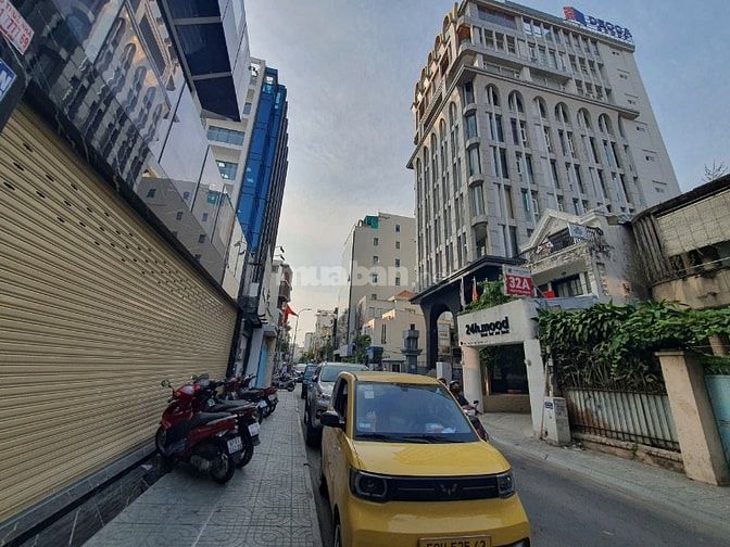 Góc 2 MT Thạch Thị Thanh, DT 9,5×18m, 3 Tầng nhà mới, giá 62 tỷ tl