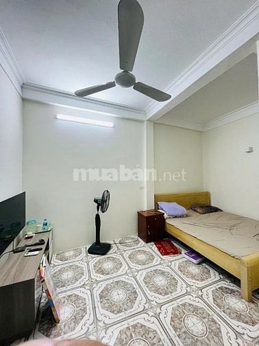 BÁN GẤP NHÀ PHỐ TRẦN THÁI TÔNG - CẦU GIẤY 45m 7.95ty Ở NGAY NGÕ BAGAC