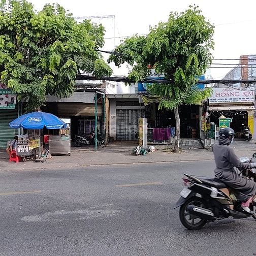 Cho thuê kho 2500m2 mt đg Tây Lân đg xe cont 40f điện 3f giá: 125tr TL