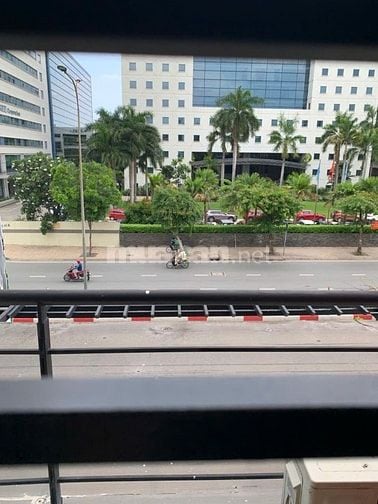 Cho thuê nhà MT 494 Cộng Hòa, Tân Bình - DT: 4.6 x 15 - 4 Tầng - 35 Tr