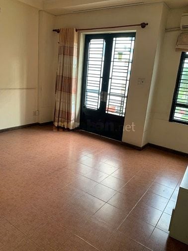 Cho thuê nhà MT 494 Cộng Hòa, Tân Bình - DT: 4.6 x 15 - 4 Tầng - 35 Tr
