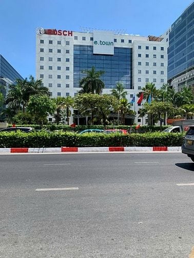 Cho thuê nhà MT 494 Cộng Hòa, Tân Bình - DT: 4.6 x 15 - 4 Tầng - 35 Tr