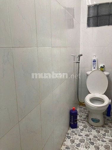Cho thuê căn hộ lầu 5, Lô C1 C.cư Lý Thường Kiệt, P.7, Q.11 giá 7.5tr