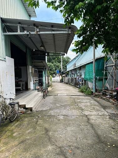 Cho thuê kho Quận 9, diện tích 300m2,  giá thuê siêu tốt