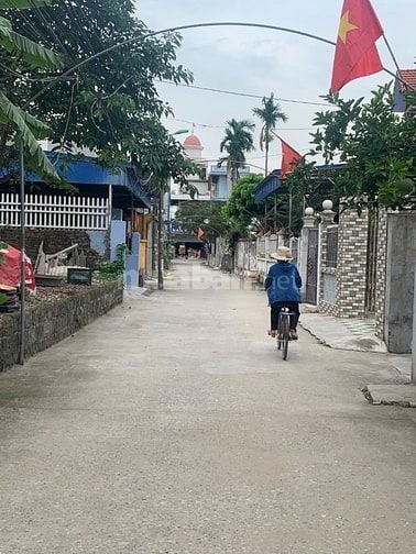 Bán lô đất 98,6m2 mặt trục tổ 8, thị trấn An Dương, 2,7 tỷ