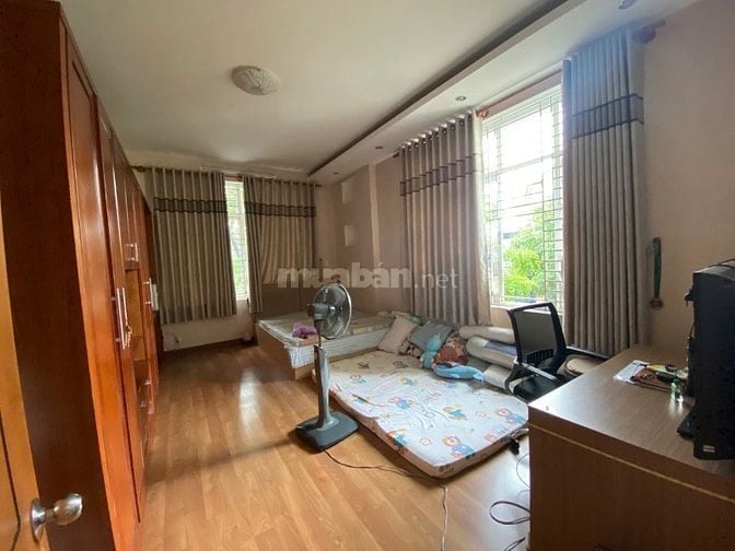 BIỆT THỰ CĂN GÓC MŨI TÀU_ĐẶNG THÙY TRÂM, P13_DT: 18x17m, 4 TẦNG