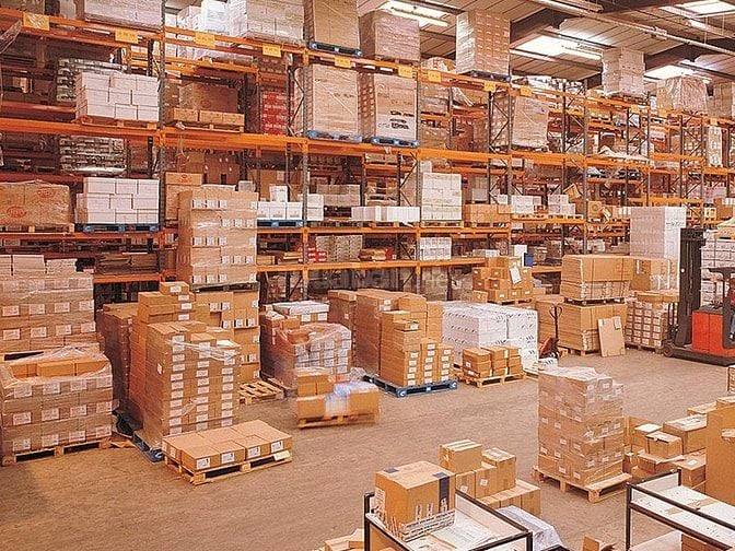 CẦN TUYỂN GẤP NHÂN VIÊN - NAM/NỮ LĐPT- BÁN HÀNG, PHỤ KHO QUẬN 4 