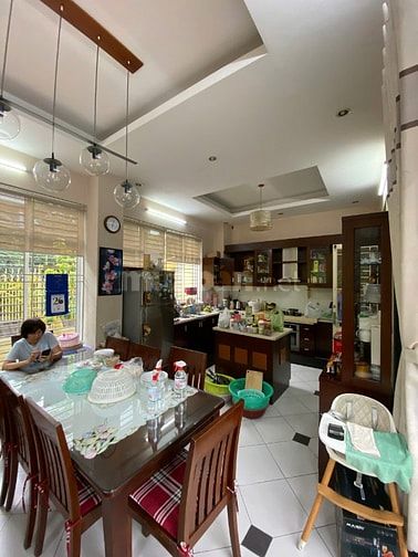 BIỆT THỰ CĂN GÓC MŨI TÀU_ĐẶNG THÙY TRÂM, P13_DT: 18x17m, 4 TẦNG