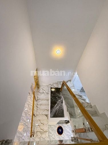 🏡nhà đường ô tô thích hợp ở và đầu tư giá còn thương lượng mạnh