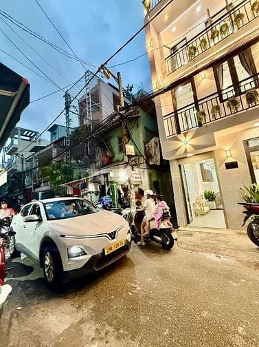 Nhà 3 lầu tuyệt đẹp CAO CẤP hẻm xe hơi 6m Đinh Tiên Hoàng, P1, Q.Bình 