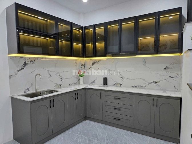 Nhà 3,5x10m ,nhà mới đẹp 1 lầu 2 pn 2 toilét Âu Dương Lân P3Q8