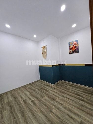 Nhà 3,5x10m ,nhà mới đẹp 1 lầu 2 pn 2 toilét Âu Dương Lân P3Q8