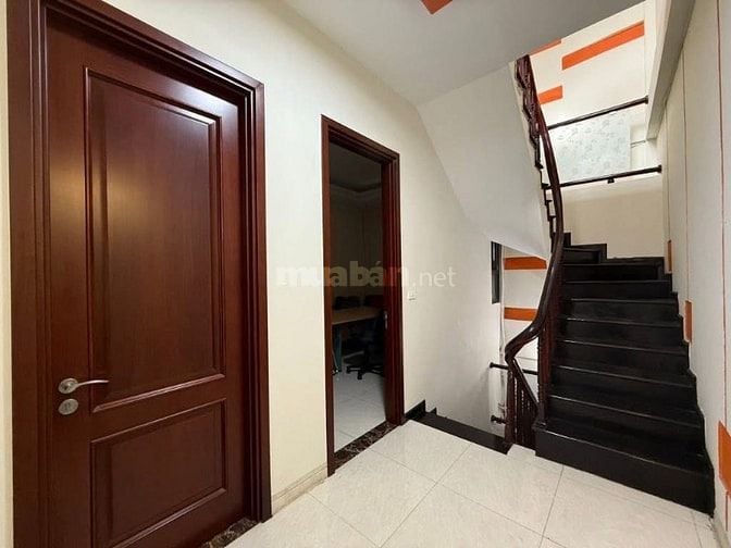 Nhà phân lô vuông đét, vỉa hè, ô tô tránh, kinh doanh đa ngành nghề