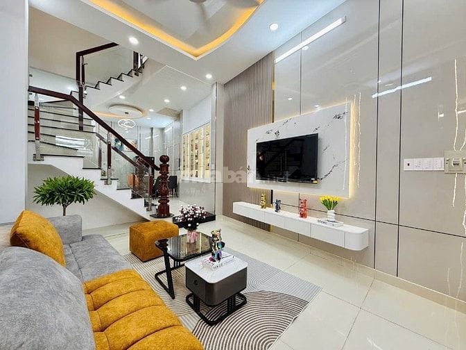 Nhà 4 lầu tuyệt đẹp CAO CẤP hẻm xe hơi Quang Trung, P11, Q.Gò Vấp