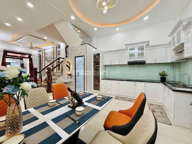 Nhà 4 lầu tuyệt đẹp CAO CẤP hẻm xe hơi Quang Trung, P11, Q.Gò Vấp