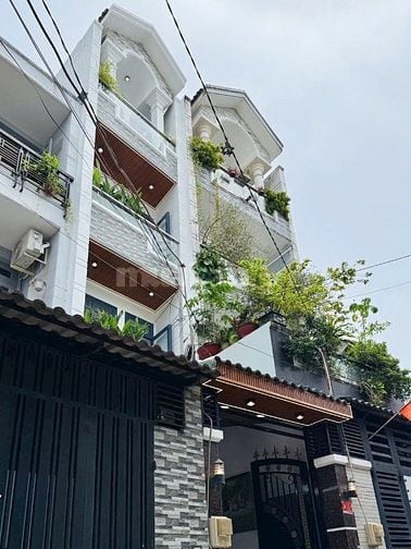 Nhà 4 lầu tuyệt đẹp CAO CẤP hẻm xe hơi Quang Trung, P11, Q.Gò Vấp