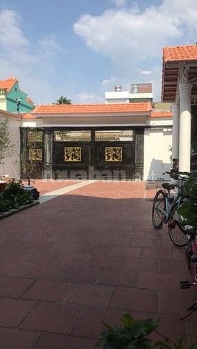 Bán căn Biệt Thự mặt tiền đường Chu Văn An, DT: 500m2 full thổ cư