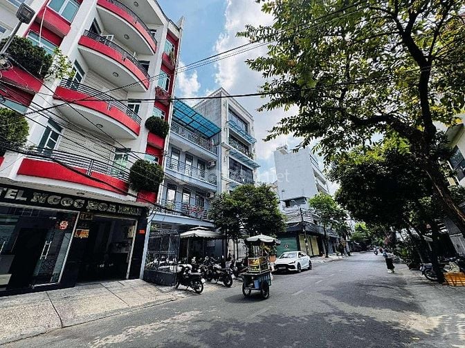 Biệt Thự Đẳng Cấp VIP 6.8M x 28M - Mặt Tiền 3 Tầng - Khu Bàu Cát