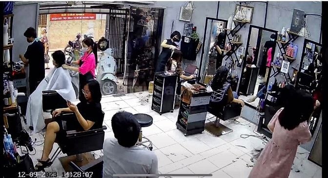 SALON VÕ HÂN can tuyển 2 thợ phụ tóc nữ 