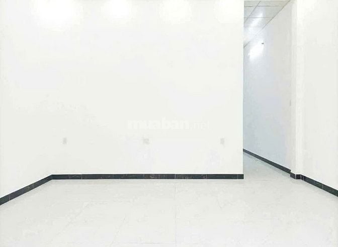 BÁN NHÀ CẤP 4 GẦN CHỢ HÓC MÔN – 100M² – SỔ HỒNG RIÊNG – GIÁ CHỈ 780 TR