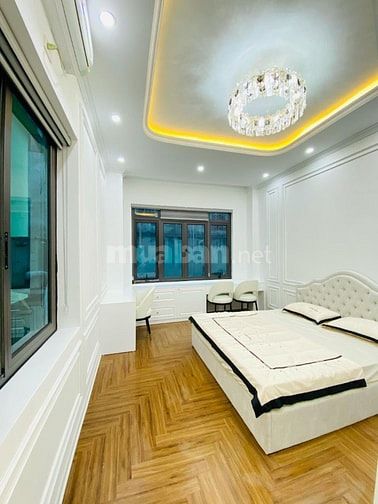🚨 BÁN NHÀ LÔ GÓC NGUYỄN CHÍ THANH- 55M- 4 TẦNG – ĐỐNG ĐA 🚨