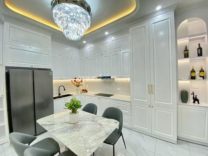 🚨 BÁN NHÀ LÔ GÓC NGUYỄN CHÍ THANH- 55M- 4 TẦNG – ĐỐNG ĐA 🚨