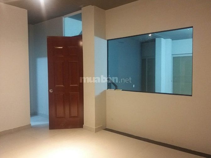 “Căn nhà 2 tầng, ngay sát Quận 1 – Vị trí vàng hiếm có để kinh doanh 