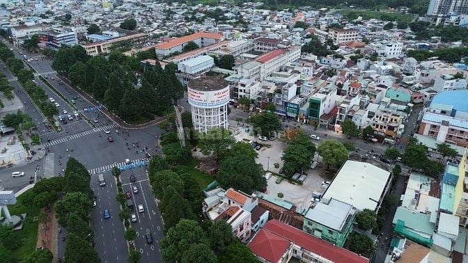 Bán nhà mặt tiền đường Nguyễn Ái Quốc, Trung Tâm Tp. Biên Hòa.