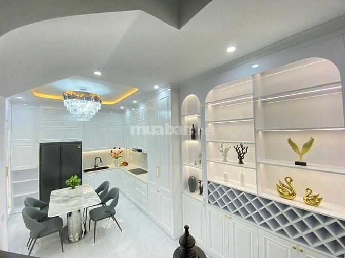 🚨 BÁN NHÀ LÔ GÓC NGUYỄN CHÍ THANH- 55M- 4 TẦNG – ĐỐNG ĐA 🚨