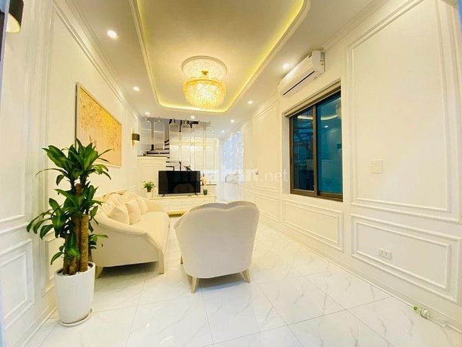🚨 BÁN NHÀ LÔ GÓC NGUYỄN CHÍ THANH- 55M- 4 TẦNG – ĐỐNG ĐA 🚨
