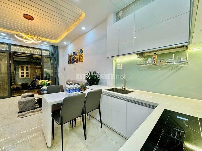 Bán Nhà Tô Hiệu Tân Phú – 95m² – Thu Nhập 80 Triệu/Tháng Từ CHDV