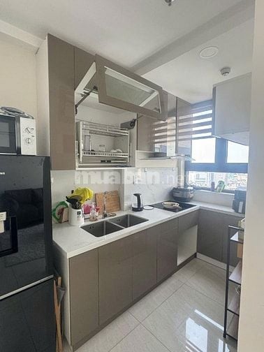 Cho thuê căn hộ gần ngay Sân Bay TSN, full nội thất