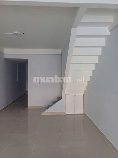 Cho Thuê Nhà Mặt Tiền Đường Phan Văn Trị, Quận Bình Thạnh
