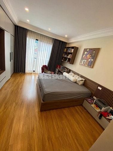BÁN NHÀ PHỐ NGUYỄN SƠN - 6TẦNG THANG MÁY - ĐƯỜNG Ô TÔ TRÁNH - GIÁ 14,8