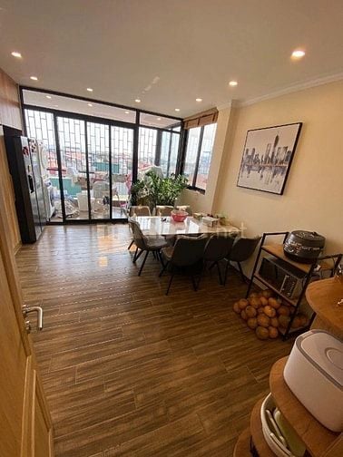 BÁN NHÀ PHỐ NGUYỄN SƠN - 6TẦNG THANG MÁY - ĐƯỜNG Ô TÔ TRÁNH - GIÁ 14,8