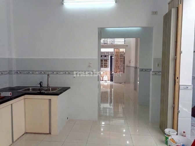 5x18m Lý Thánh Tông gần CV Đầm Sen kẹt vốn bán Gấp 