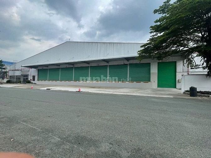Cho thuê Kho xưởng mới 9000m2 chia sẵn 3000m2 - 6000m2 , KCN Vĩnh Lộc
