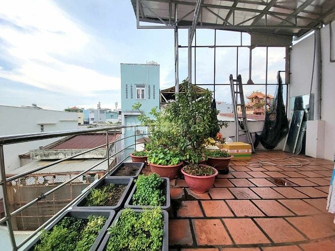 CHỦ NHÀ CẦN BÁN GẤP GIẢM 200 TRIỆU CÒN 5.6 TỶ  CƯ XÁ PHAN ĐĂNG LƯU 