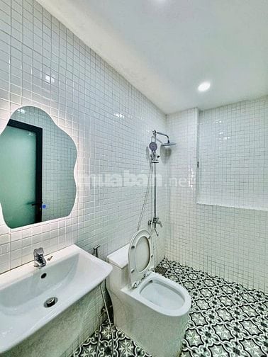 Nhà hẻm xe hơi 6m có lề đường Lê Văn Duyệt P3 Q.BT ngay Phan Xích Long